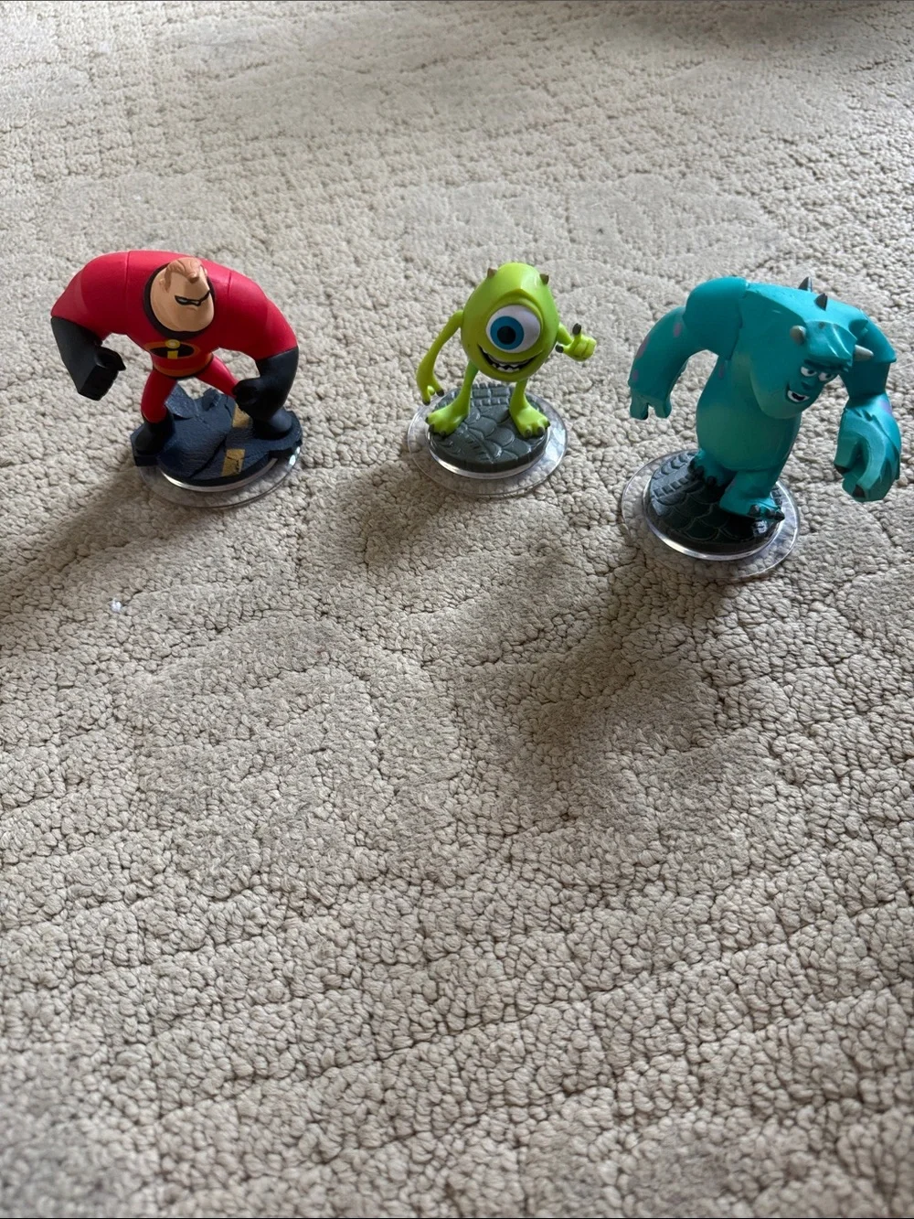Disney Infinity Hex Base Game Platform in White and Gray